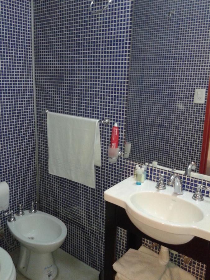 Monoambiente Con Bano Privado Y Cocineta Dentro De Casa *